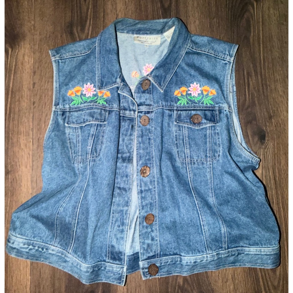 Vintage Portraits Denim Vest Womens XL Blue Floral Embroidered Denim Vest